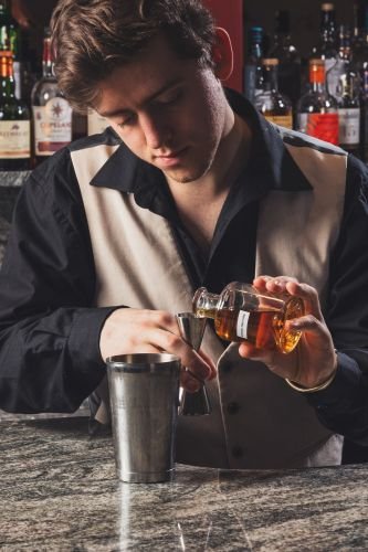 drinks-photographer-cornwall-tarquins-2